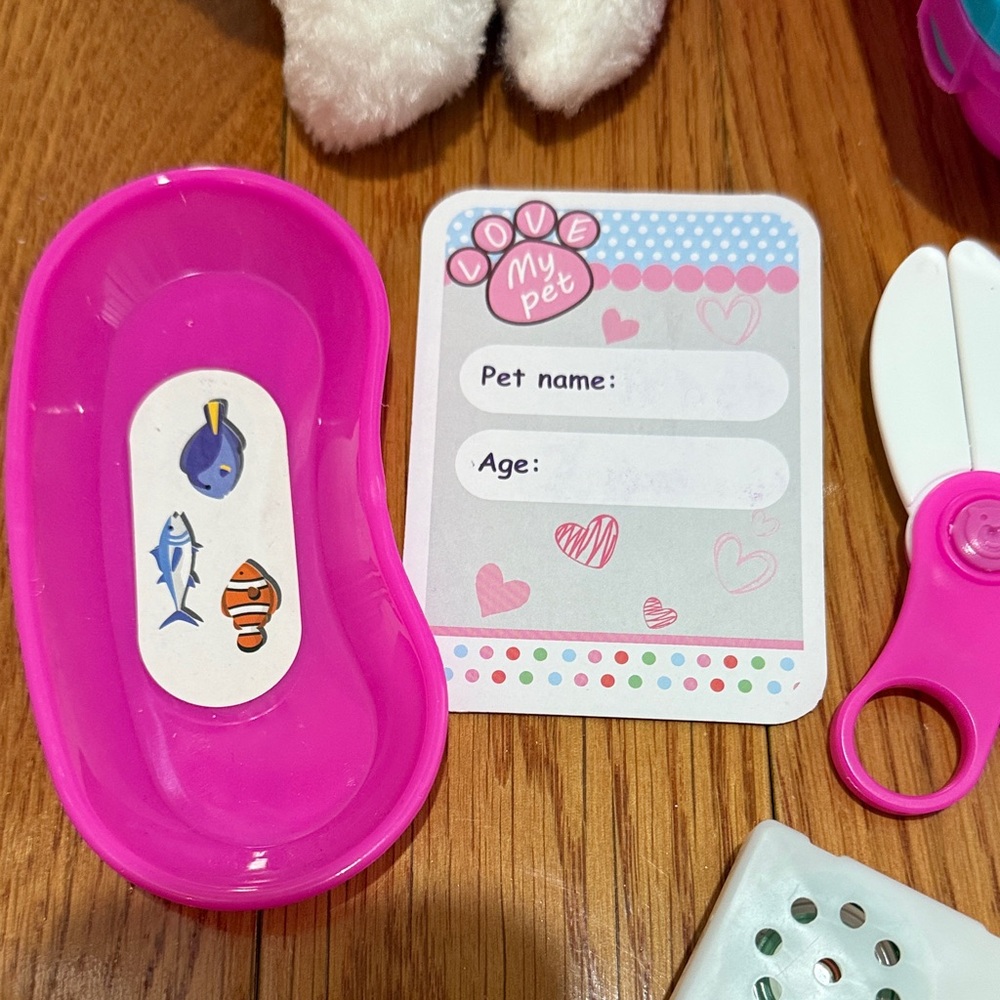 🐈 Kitty-cat Grooming Playset with Carrier and Accessories - Pink and Blue - Picture 5 of 10